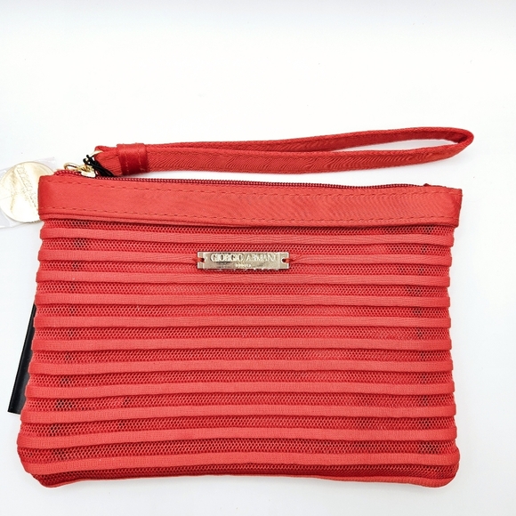 Giorgio Armani Red Wristlet Pouch Makeup Bag Gift NWT - Picture 2 of 5
